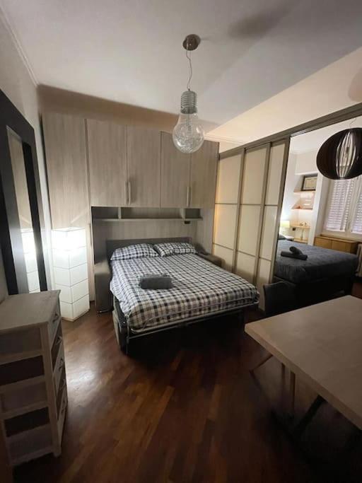 Center Rome A Pochi Passi Dal Colosseo Apartment Bagian luar foto