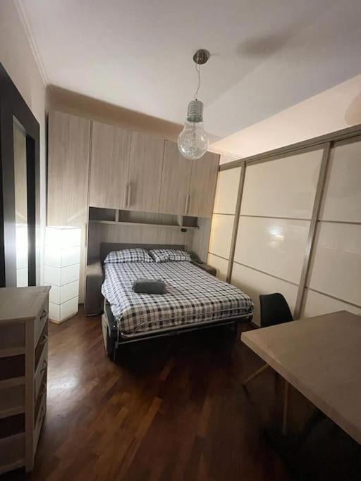 Center Rome A Pochi Passi Dal Colosseo Apartment Bagian luar foto